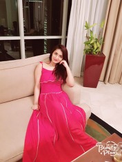 Riya-indian Model +, Bahrain escort, Foot Fetish Bahrain Escorts - Feet Worship